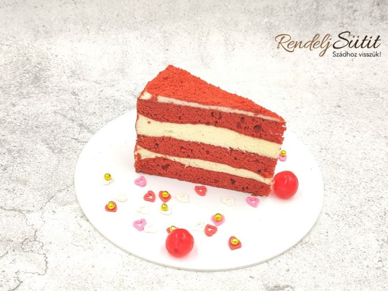 Vörös bársony tortaszelet